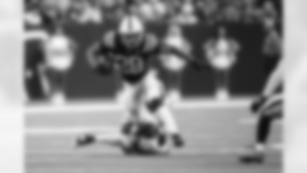 RB Jonathan Taylor #28