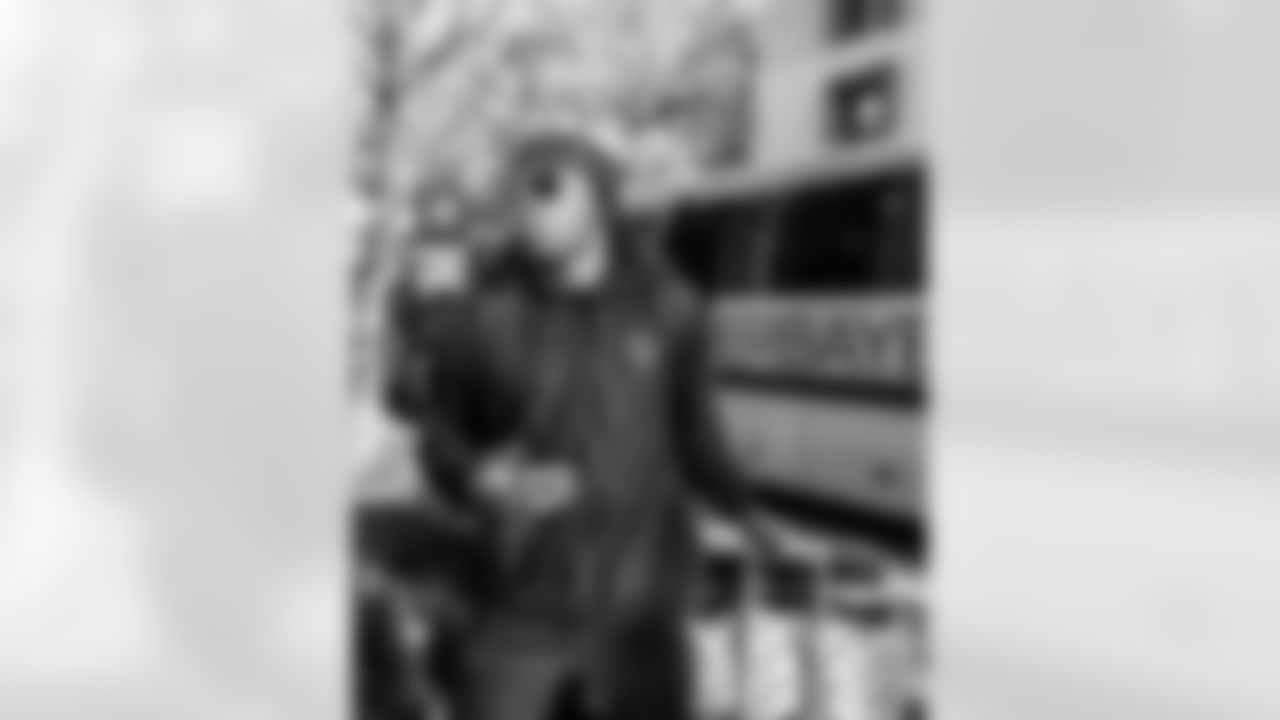 CB Kenny Moore II #23