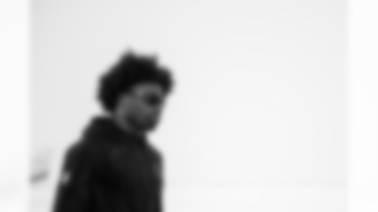 CB Kenny Moore II #23