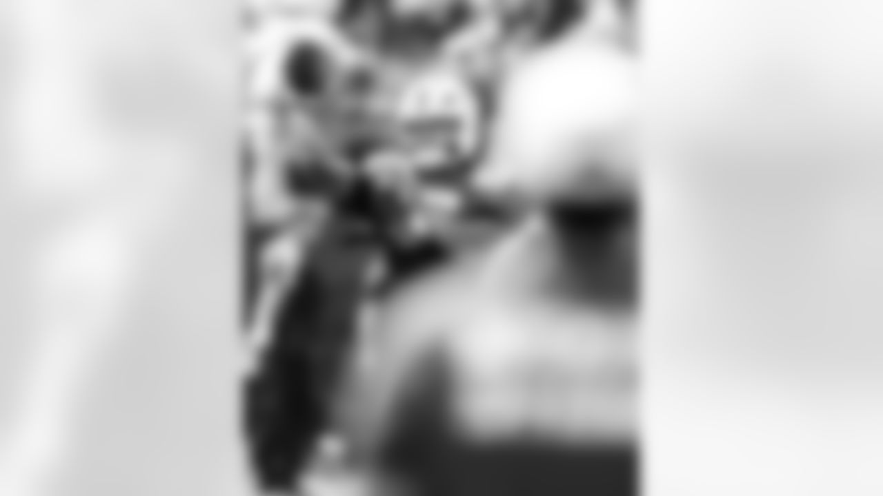QB Anthony Richardson #5