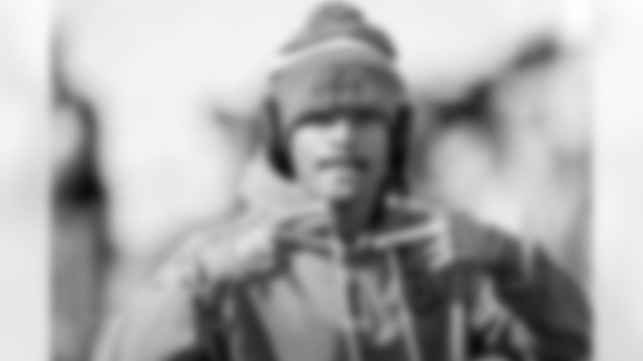 2025_1102_PIT_Pregame_0013