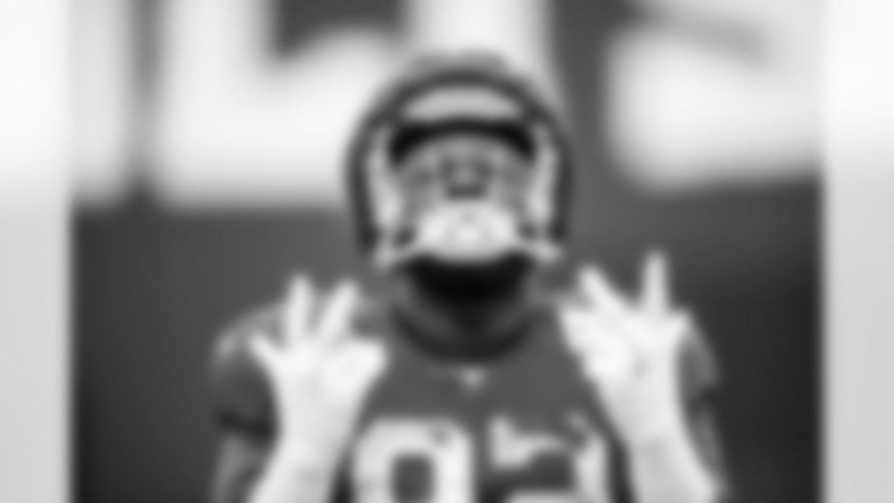 DT Neville Gallimore #92