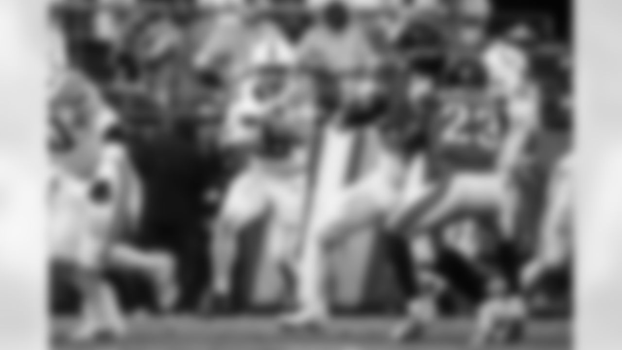 RB Jonathan Taylor #28