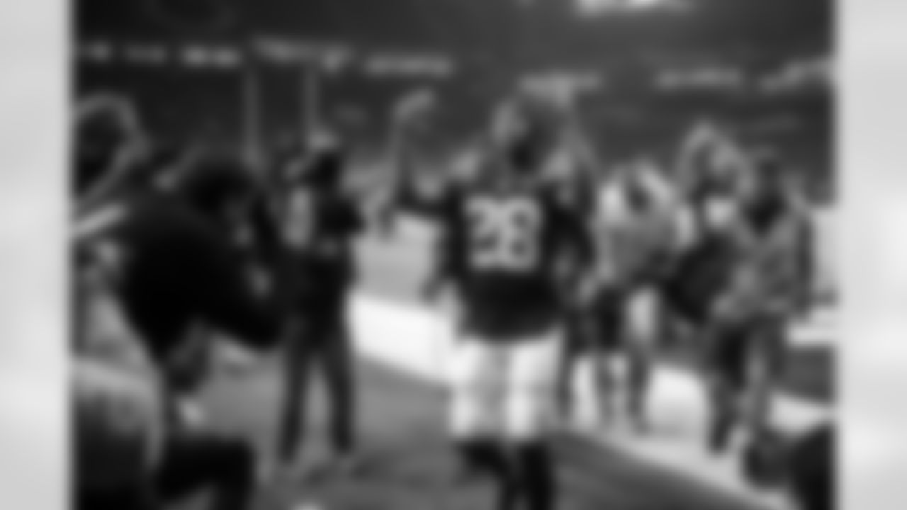 RB Jonathan Taylor #28