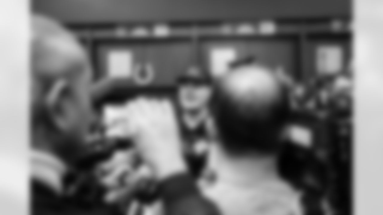 QB Philip Rivers #17