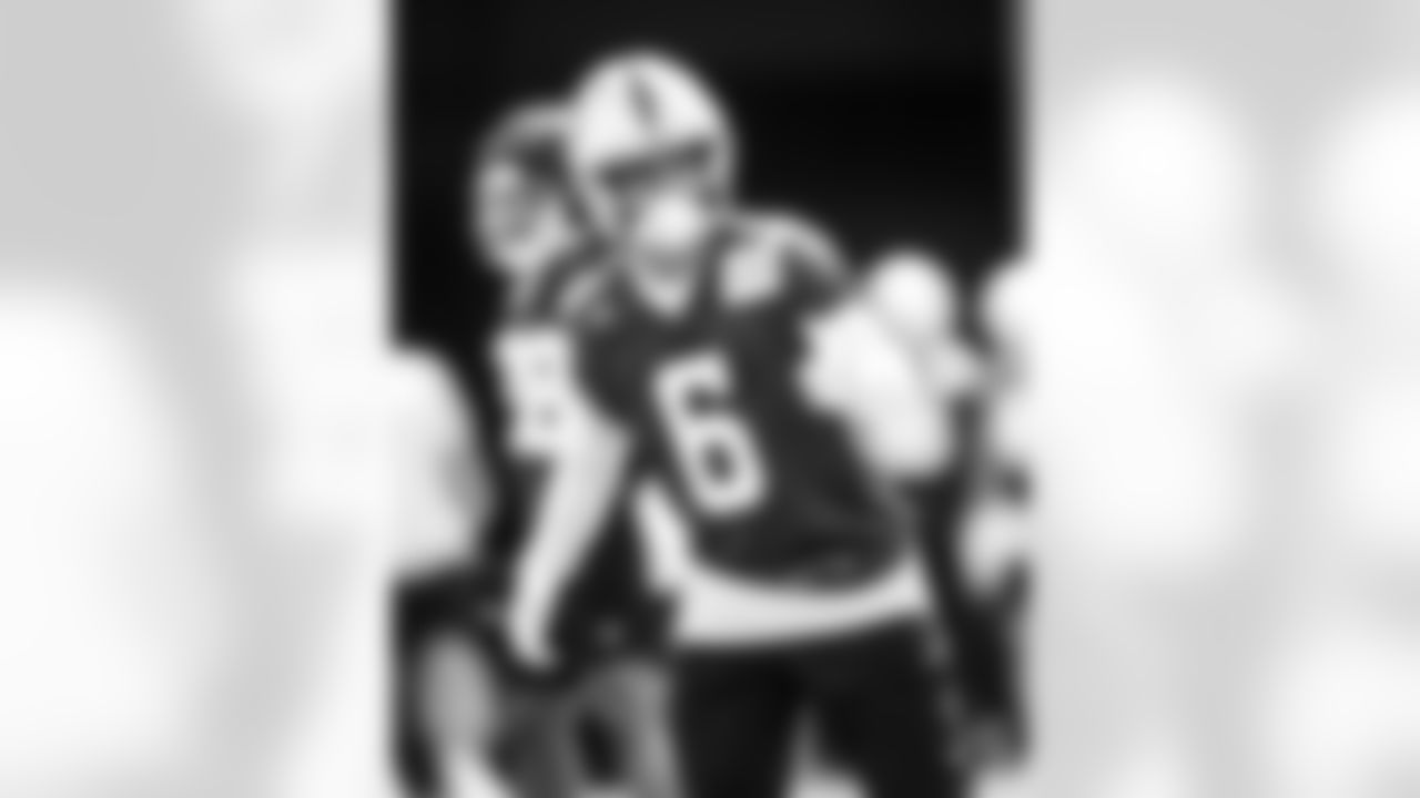 WR Anthony Gould #6