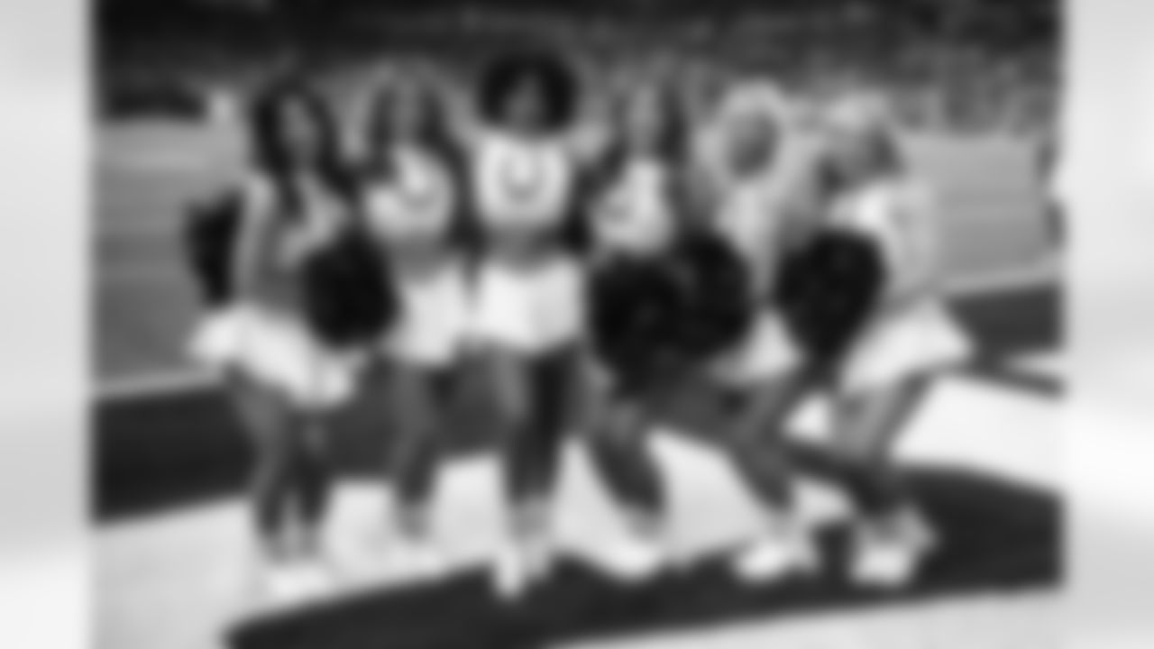 Victoria F., Maddy O., Jada W., Laura P., Jamie H. and Mary K.