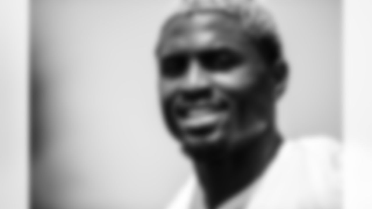 WR Laquon Treadwell #17