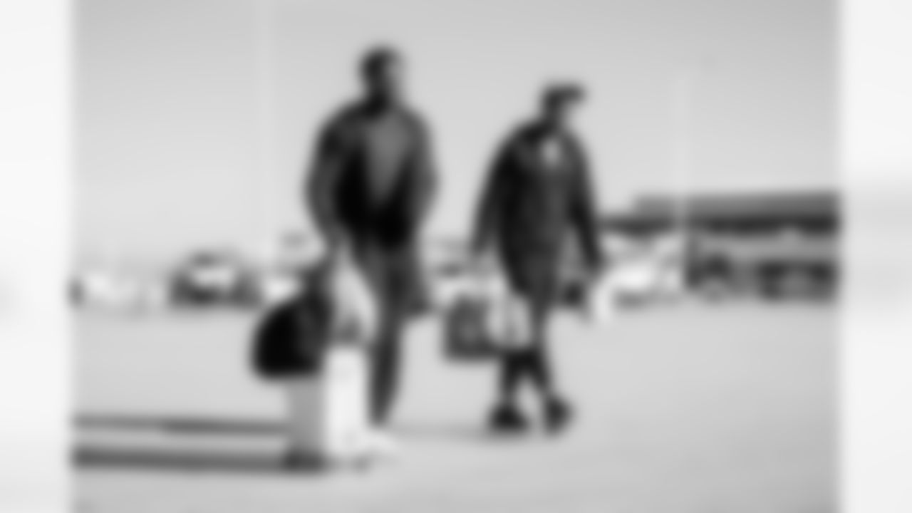 LB Segun Olubi #50 and CB Jaylon Jones #40