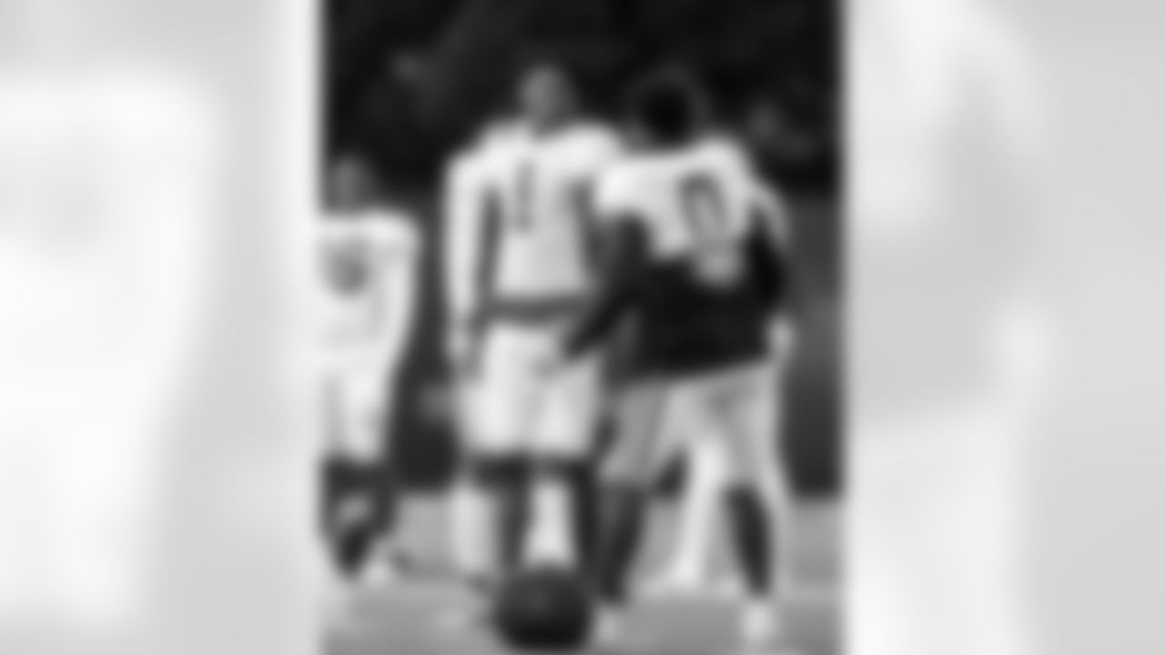 CB Sauce Gardner #1 and S Camryn Bynum #0