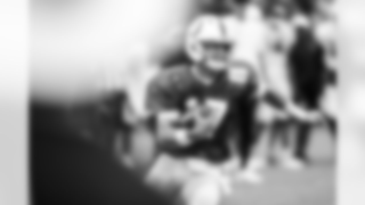 QB Daniel Jones #17