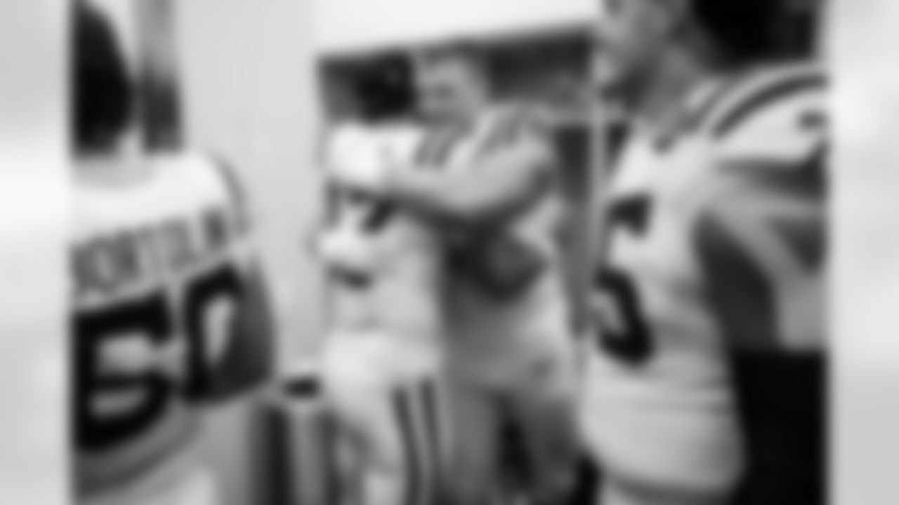 QB Daniel Jones #17 and T Bernhard Raimann #79