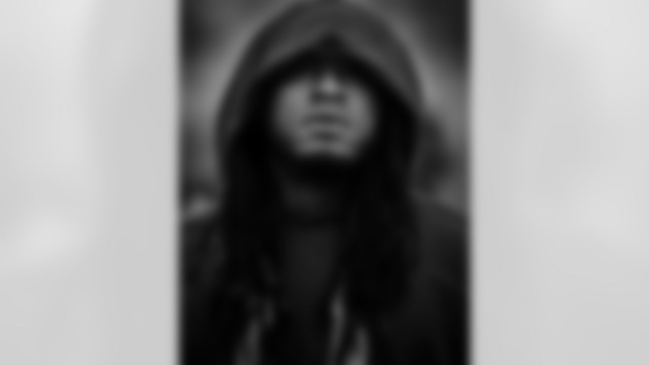 LB Buddy Johnson #59