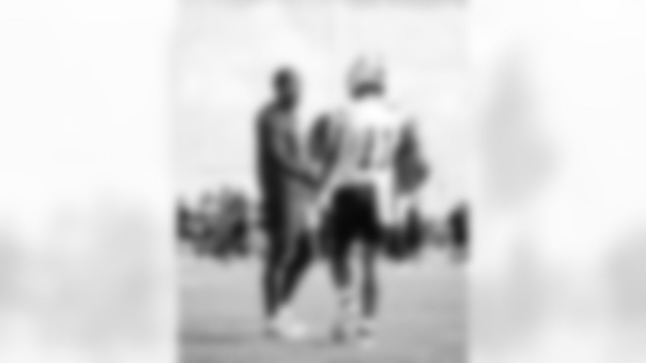 QB Anthony Richardson #5 and WR Michael Pittman Jr. #11