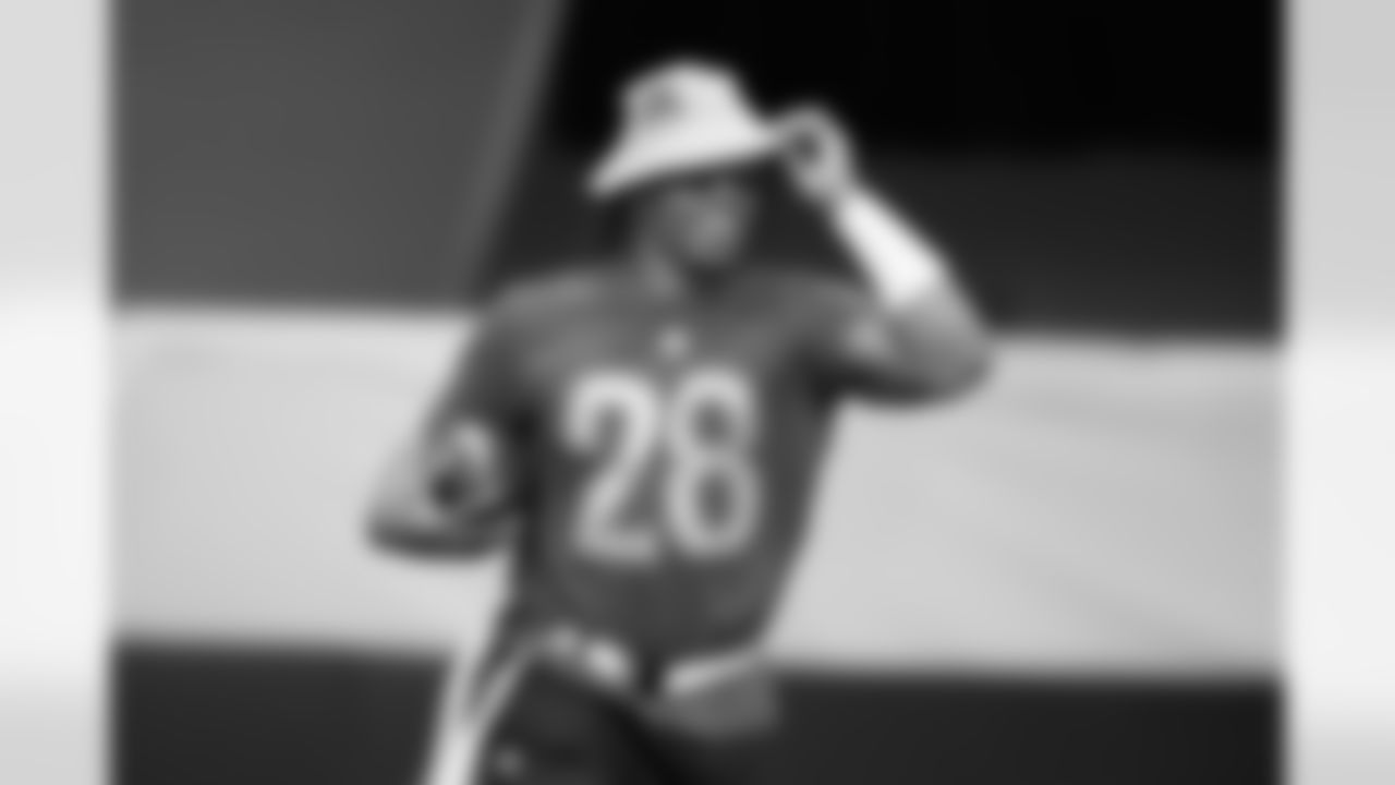 AFC running back Jonathan Taylor, of the Indianapolis Colts, smiles during NFL Pro Bowl Games practice in San Francisco, Sunday, Feb. 1, 2026. (AP Photo/Godofredo A. Vásquez)