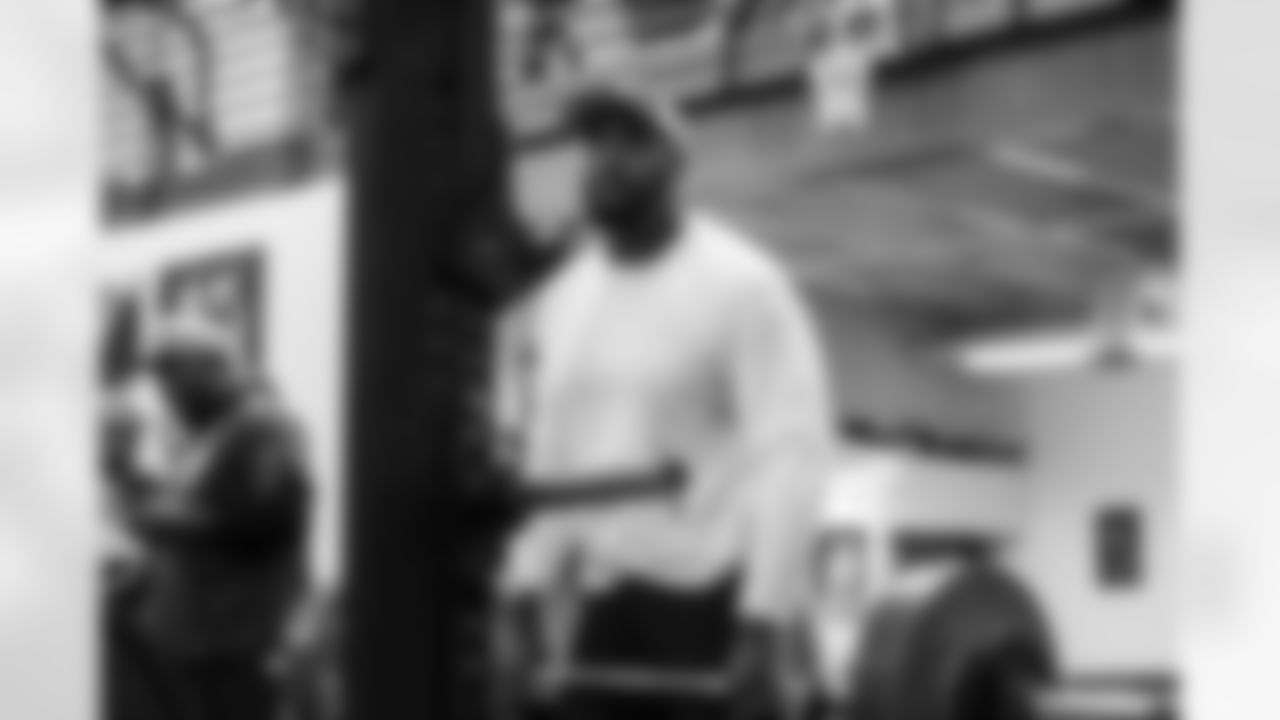 98 DT Raekwon Davis