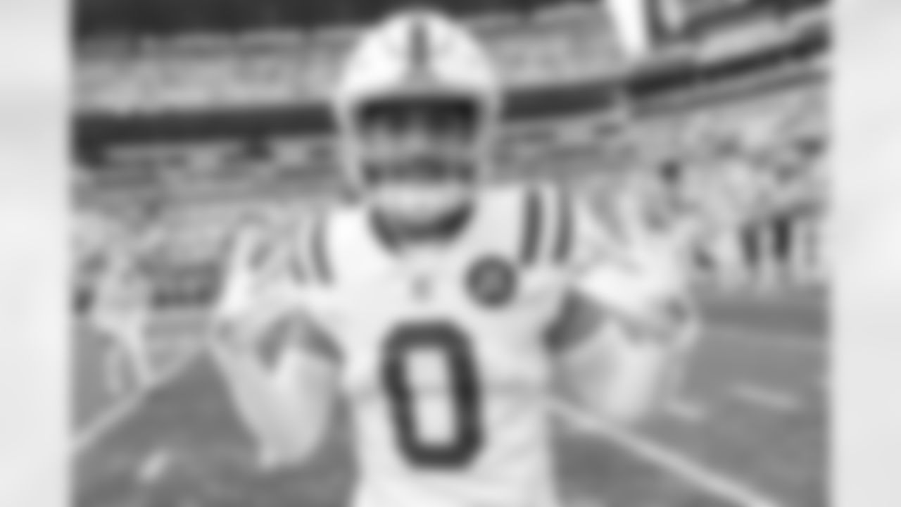 2025_1102_PIT_Pregame_0036