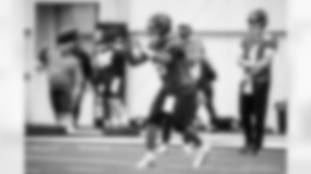 QB Anthony Richardson #5