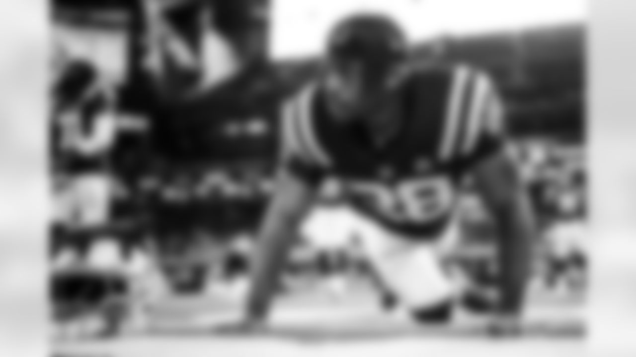 RB Jonathan Taylor #28