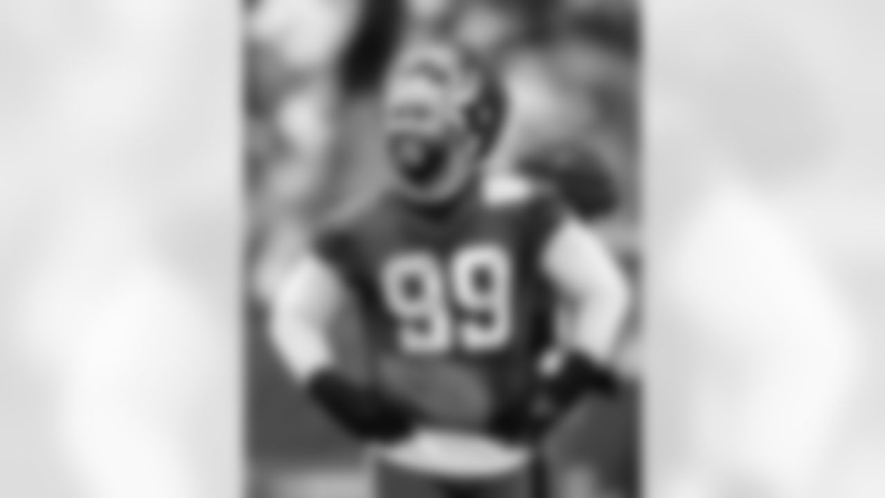 DT DeForest Buckner #99