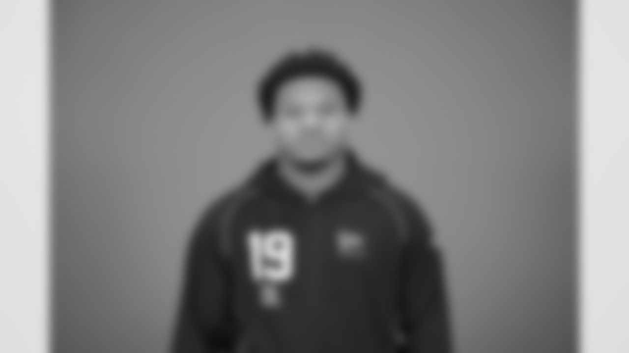 Baylor defensive lineman Jackie Marshall (19) poses for a portrait at the NFL football scouting combine in Indianapolis, Tuesday, Feb. 24, 2026 (AJ Mast/AP Content Services for the NFL)