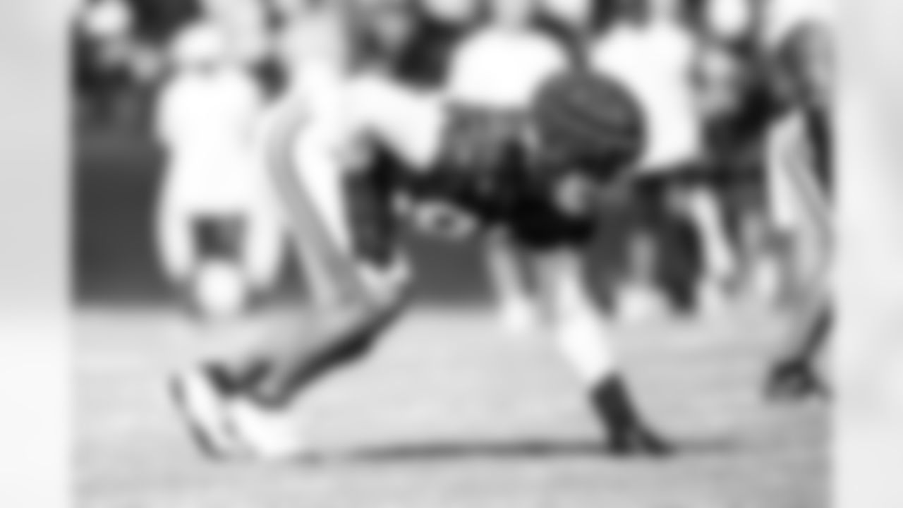 DT DeForest Buckner #99