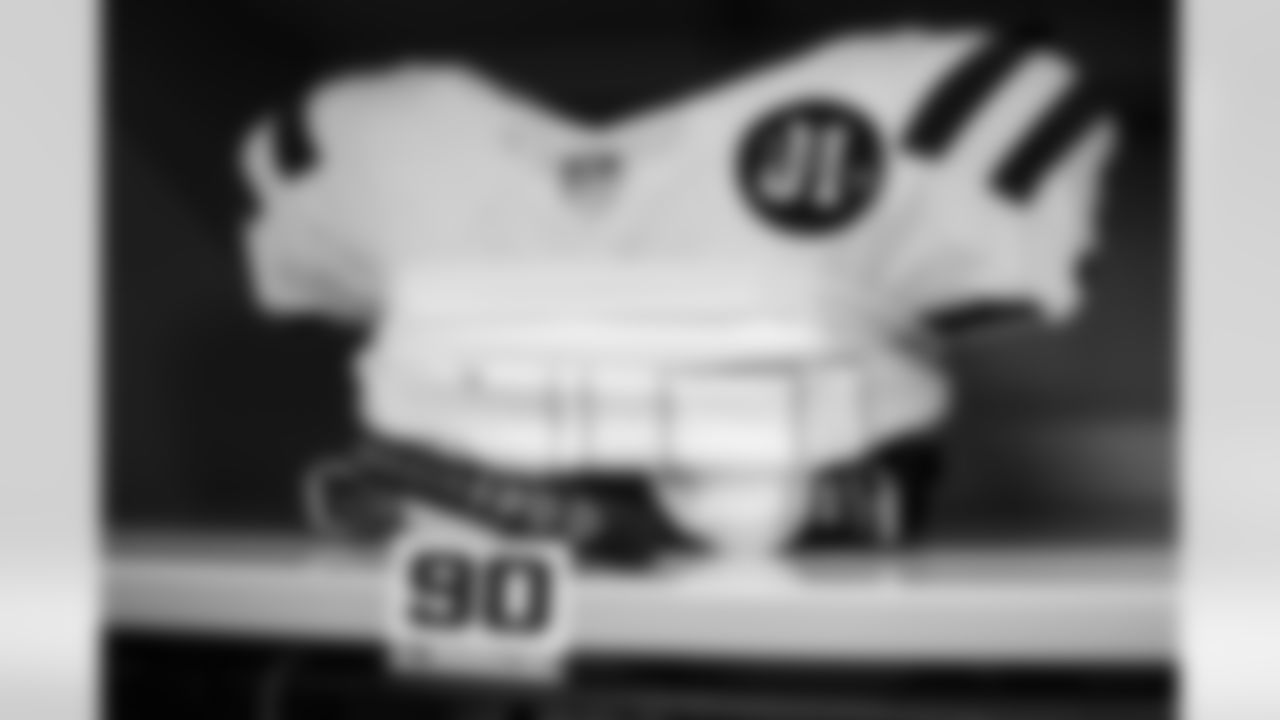 DT Grover Stewart #90