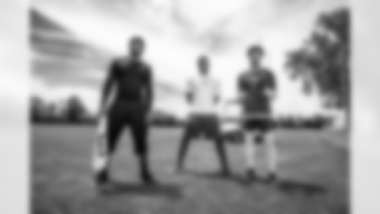 WR Laquon Treadwell #17, WR Adonai Mitchell #10 and S Rodney Thomas II #25