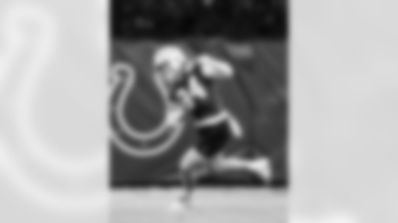 TE Tyler Warren #84
