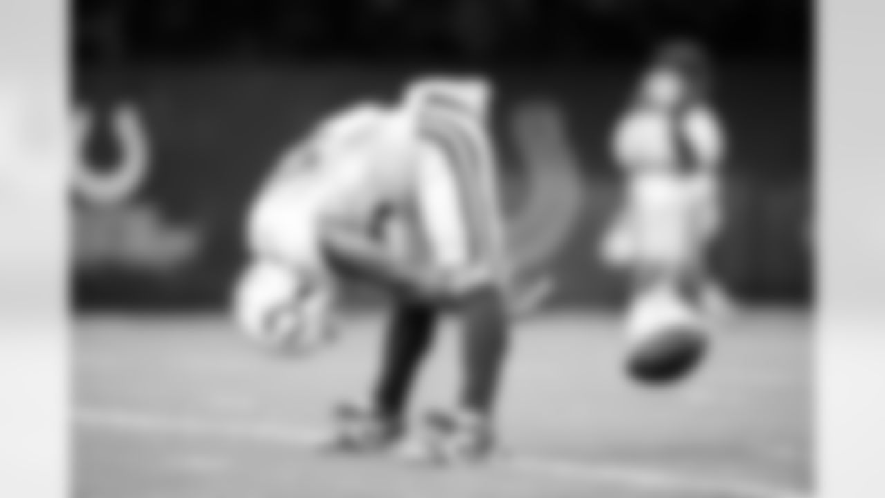 LS Luke Rhodes #46