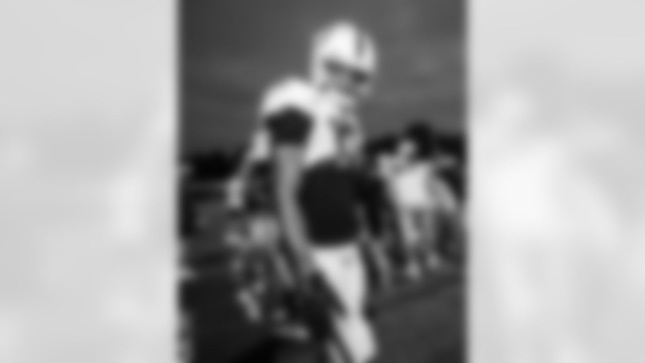 WR Adonai Mitchell #10