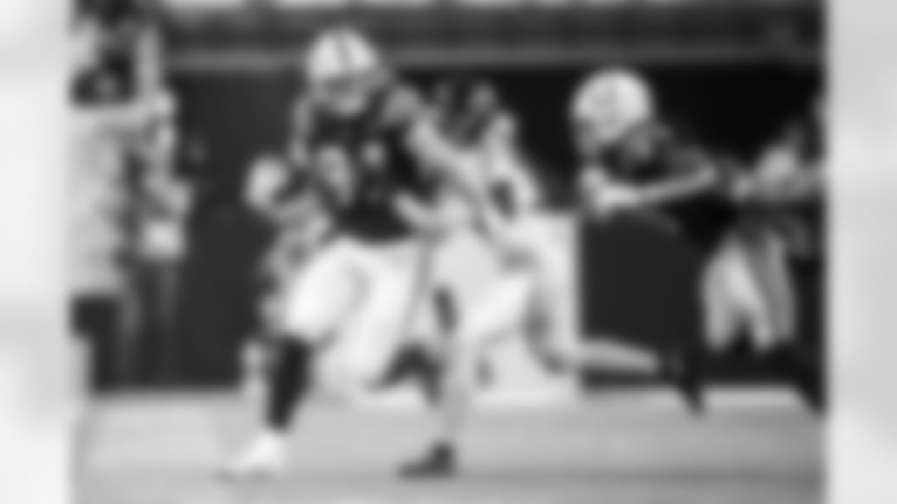 TE Tyler Warren #84