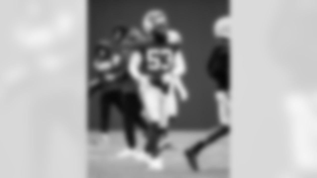 LB Germaine Pratt #53