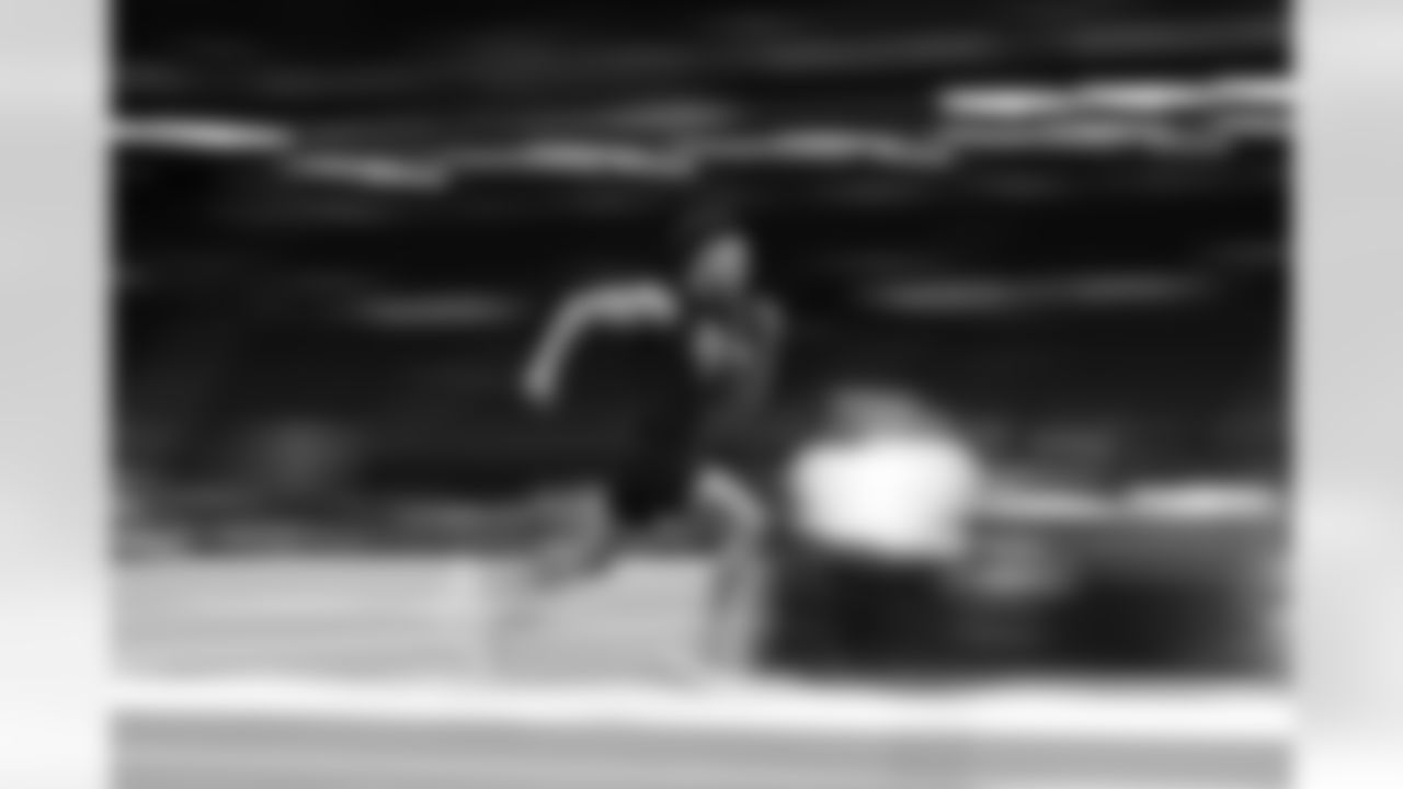 Iowa defensive back Xavier Nwankpa (43) runs the 40-yard dash during the 2026 NFL Scouting Combine on Friday, February 27, 2026 in Indianapolis, Indiana. (Cooper Neill/NFL)