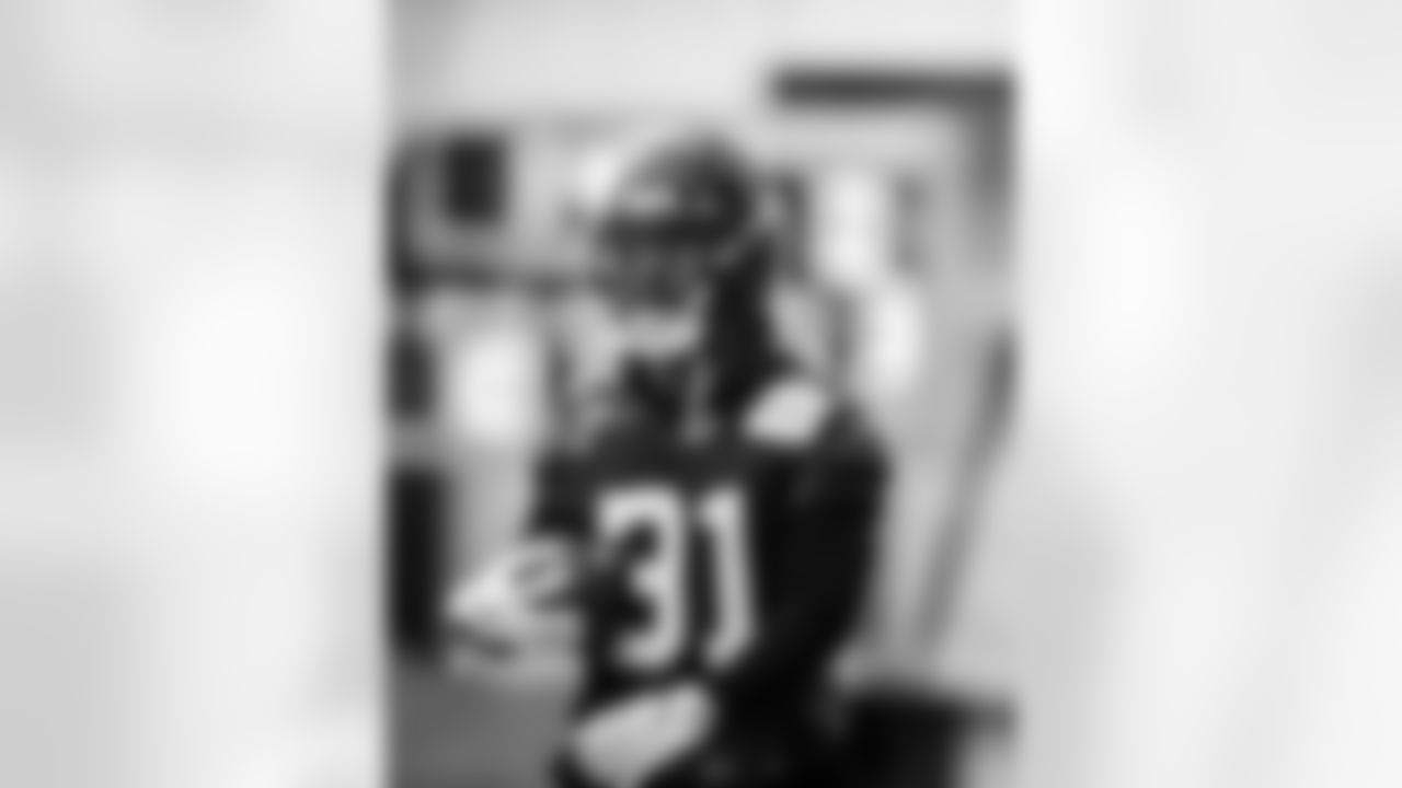 RB Ameer Abdullah #26