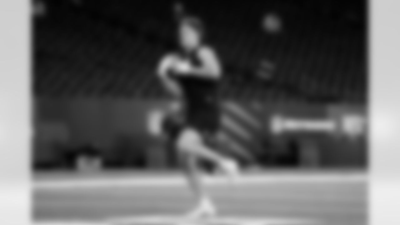 LSU tight end Bauer Sharp (24) participates in a drill during the 2026 NFL Scouting Combine on Friday, February 27, 2026 in Indianapolis, Indiana. (Lauren Leigh Bacho/NFL)