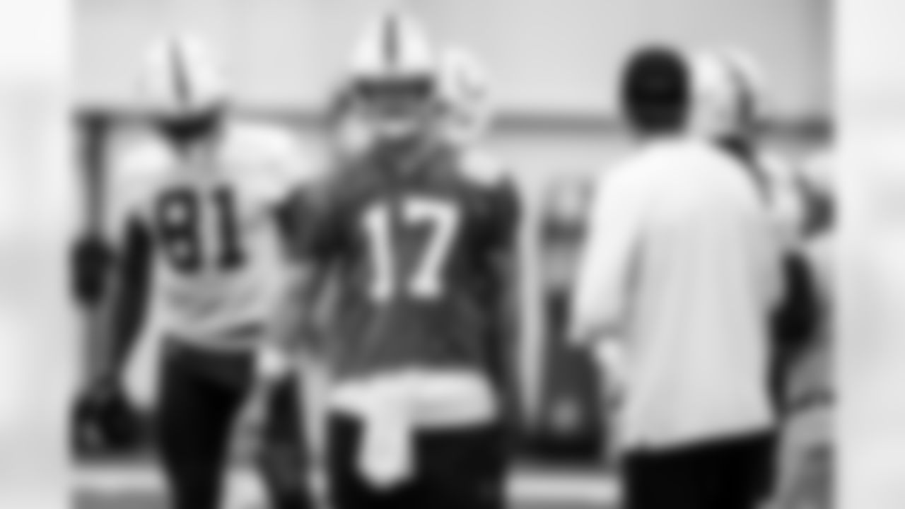 QB Daniel Jones #17