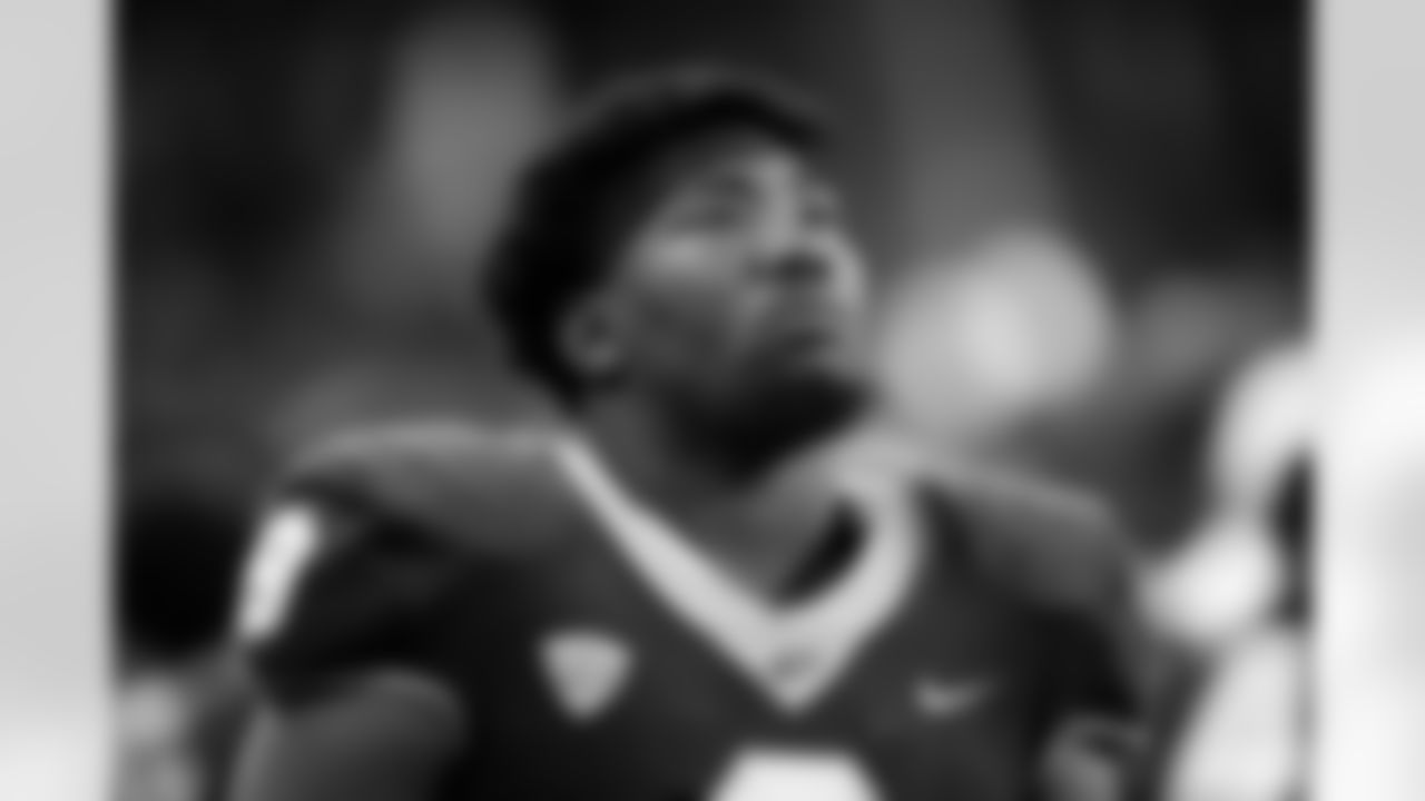 Toledo defensive tackle Darius Alexander looks towards the scoreboard during the closing seconds of the second half of the Mid-American Conference championship NCAA college football game against Miami (Ohio), Saturday, Dec. 2, 2023, in Detroit. (AP Photo/Carlos Osorio)