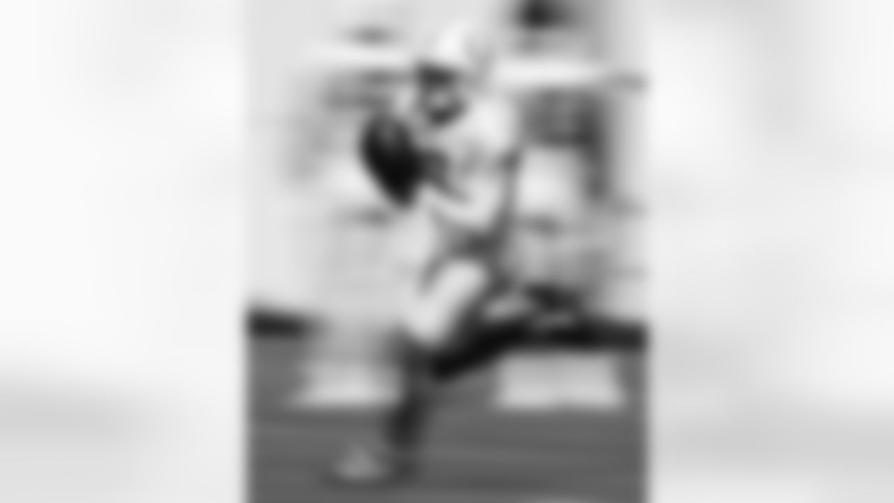 WR Anthony Gould #6