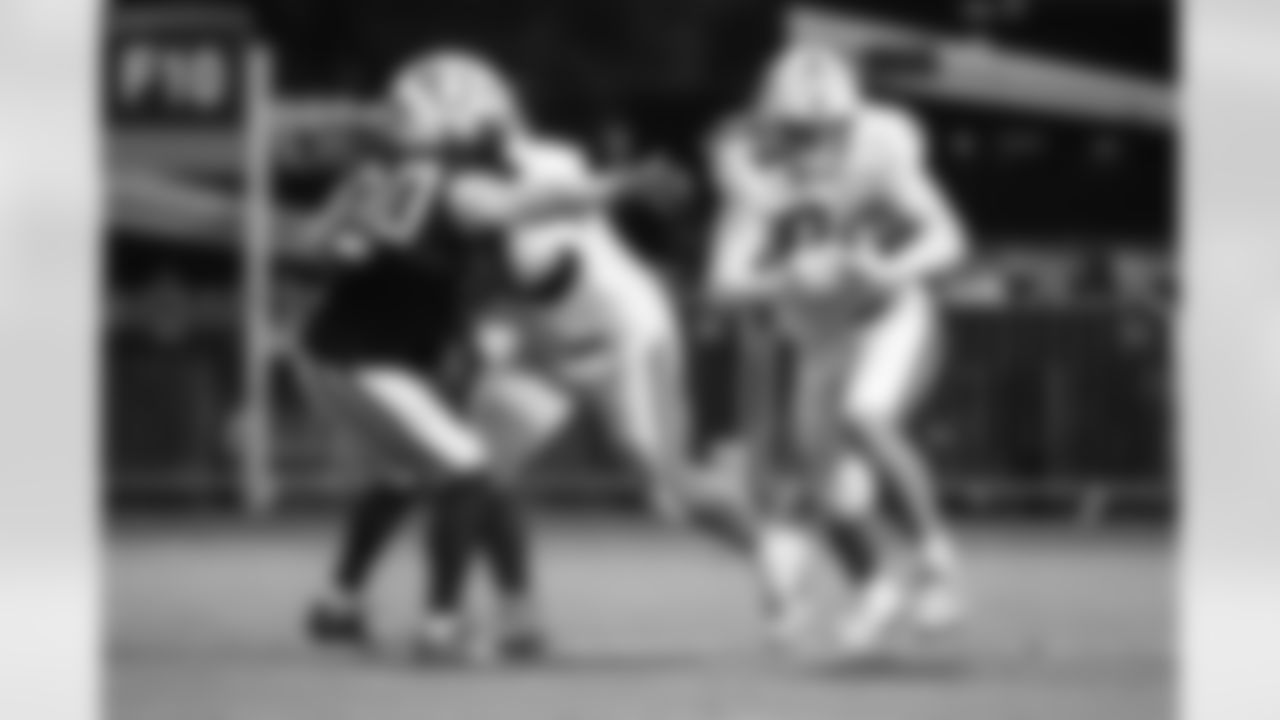 TE Tyler Warren #84