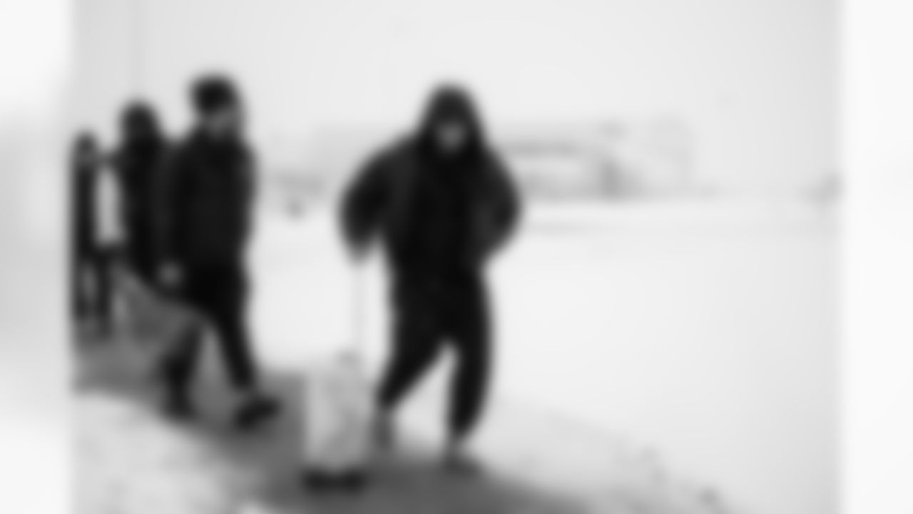 LB Buddy Johnson #59