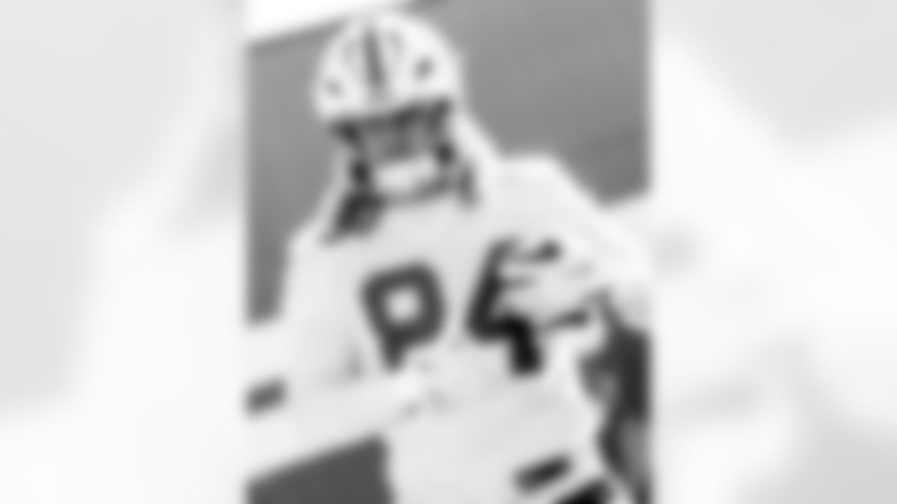 TE Tyler Warren #84