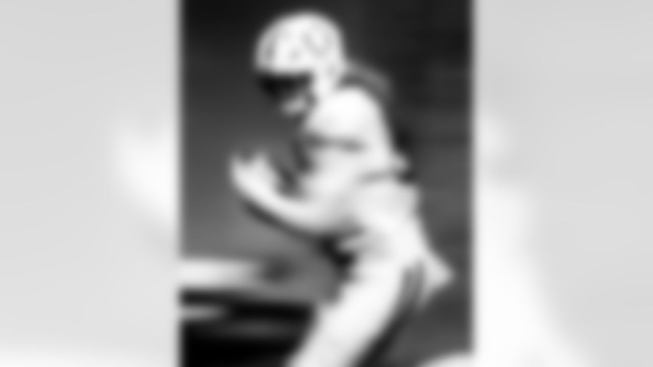 TE Tyler Warren #84