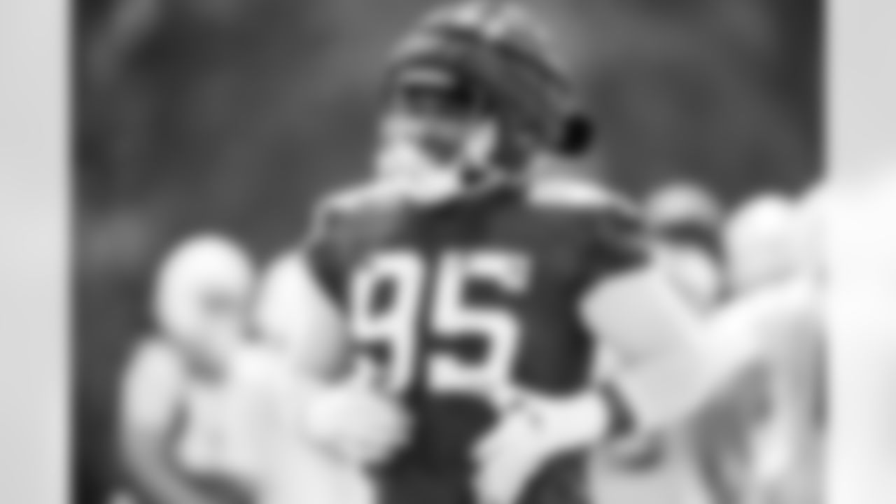 DT Adetomiwa Adebawore #95
