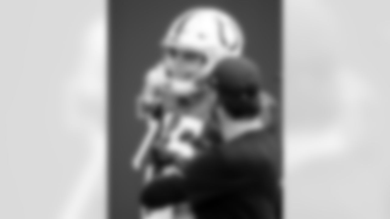 QB Riley Leonard #15
