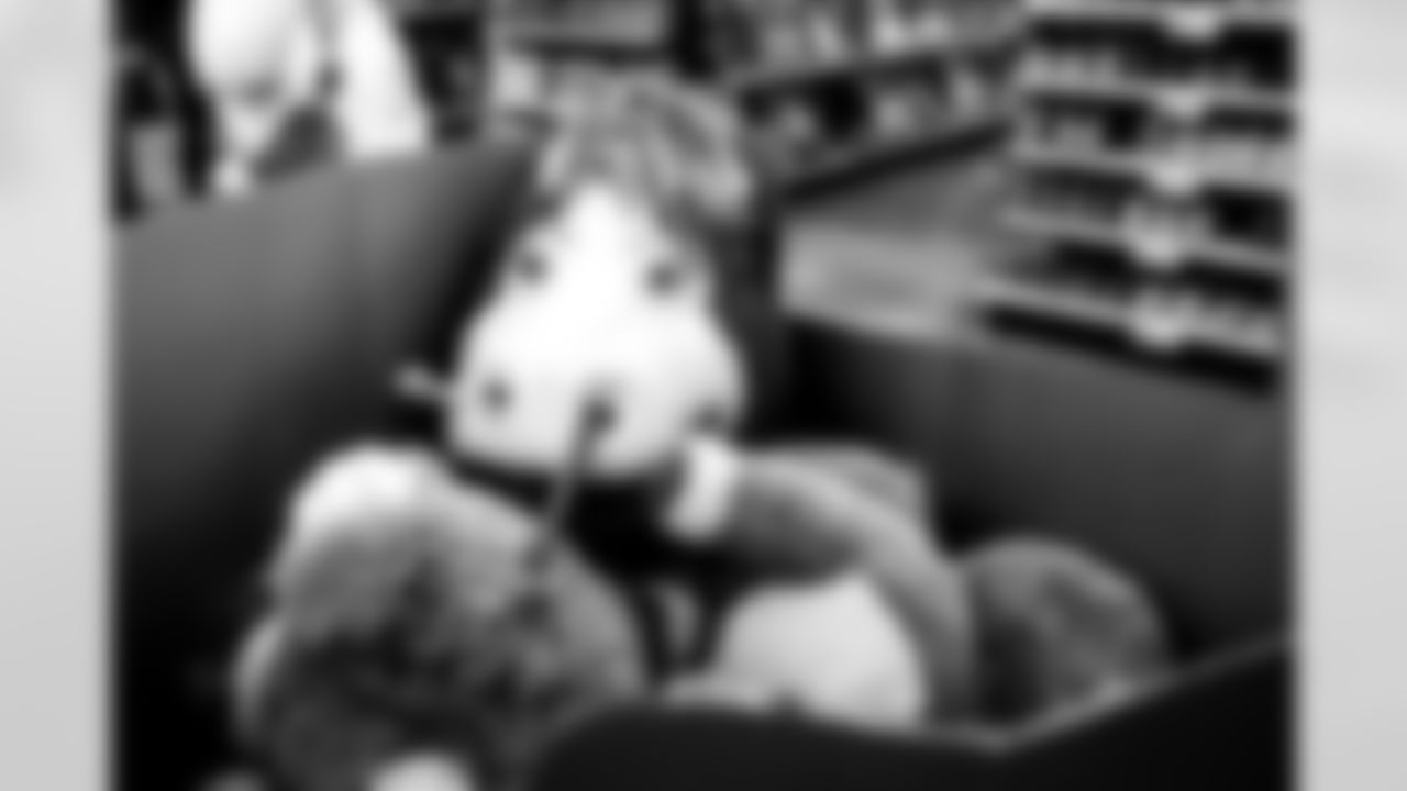 2025_1209_Shop_with_a_Colt_109762 copy