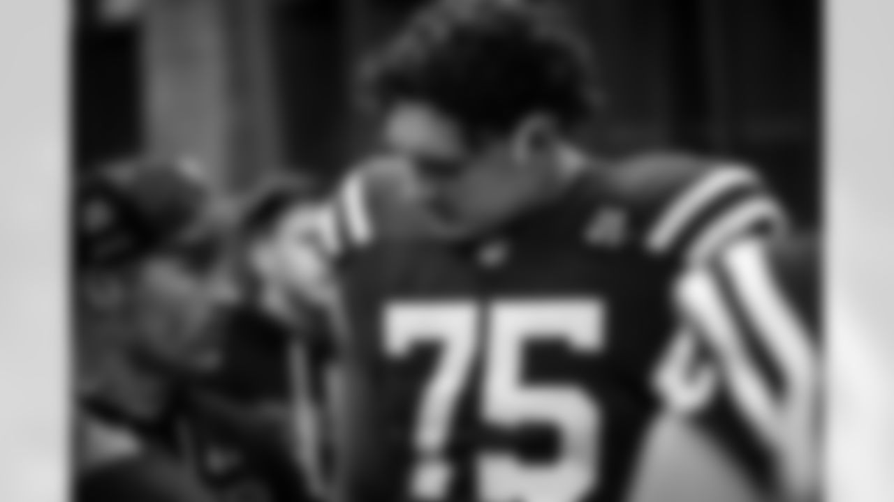 Brian Mason Special Teams Coordinator and T Jalen Travis #75