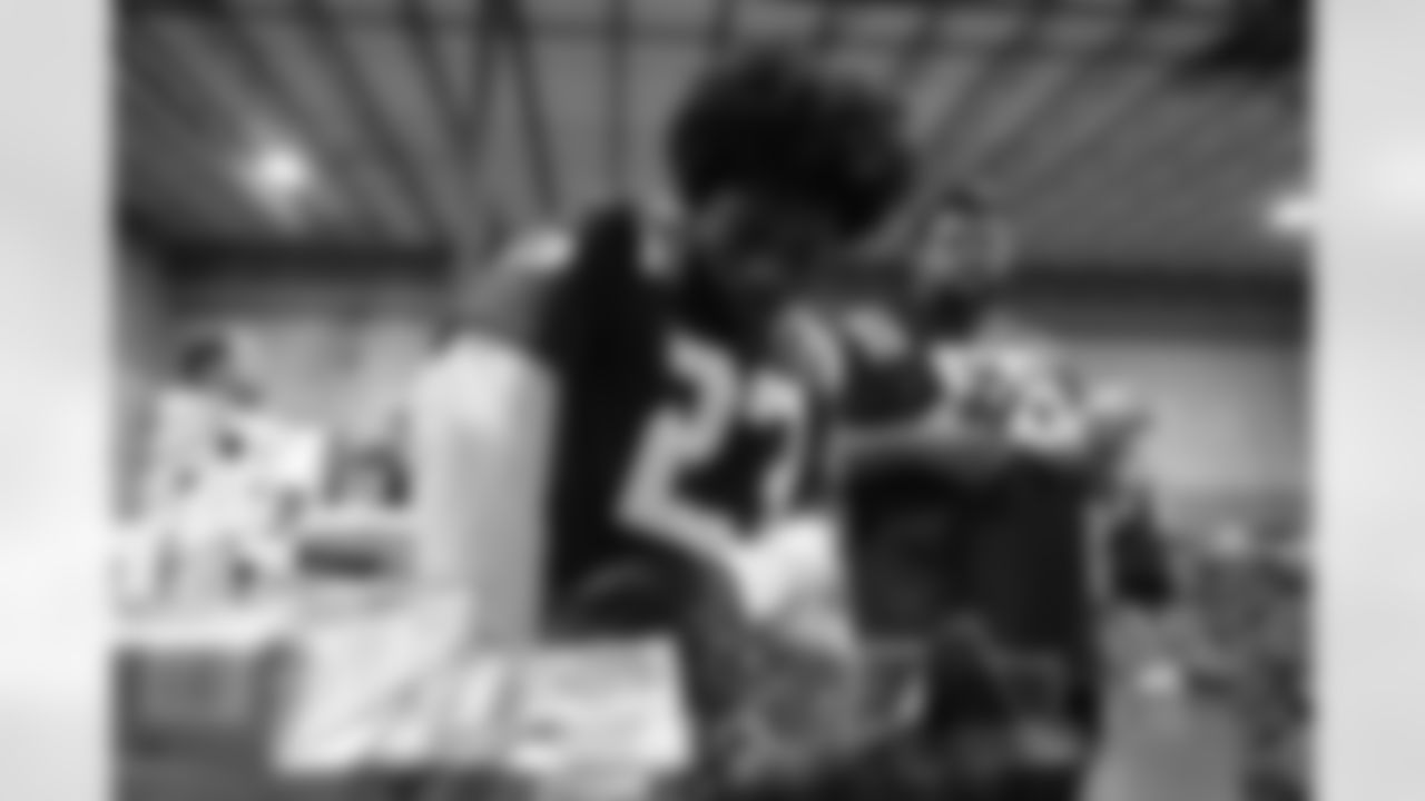 23 CB Kenny Moore II , 56 G Quenton Nelson
