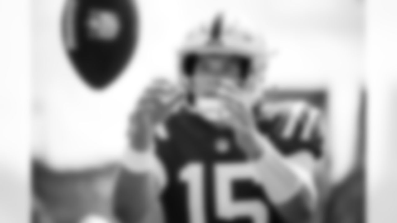 QB Riley Leonard #15