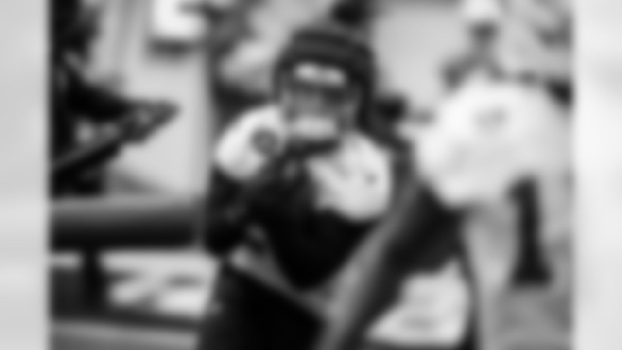 RB Jonathan Taylor #28